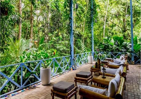 Plaza Yara, lounge