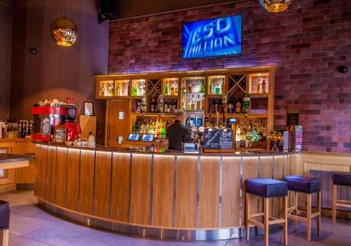 Columba Hotel, bar