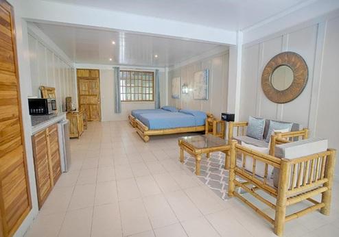 Plaza Yara, kamer