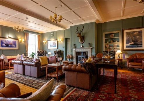 Knipoch Hotel, lounge