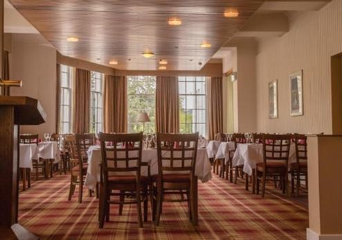 Arrochar Hotel, restaurant